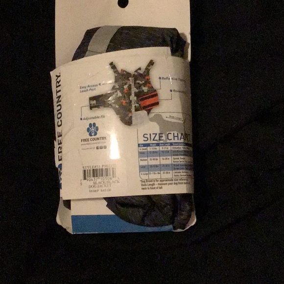 Dog and cat raincoat - Picture 3 of 3